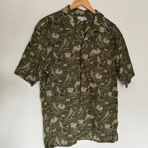 Reyn Spooner x Uniqlo Green Hawaiian Shirt with Palm Tree Print